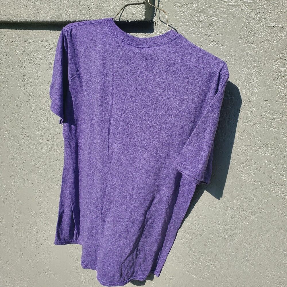 Charleston South Carolina Womens TShirt Size L Purple 27L 21P2P Gildan Softstyle - Picture 2 of 4